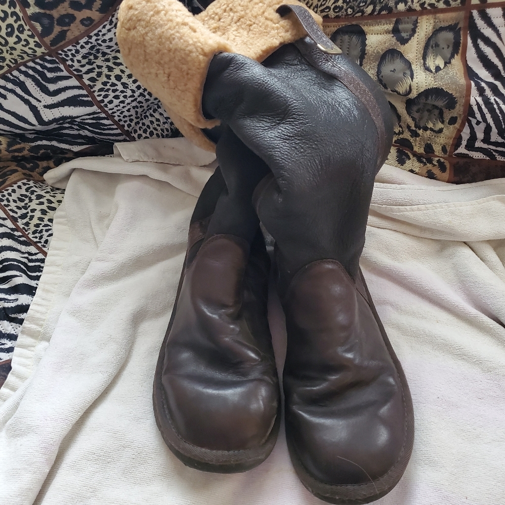 UGG bomber brown boots size 10